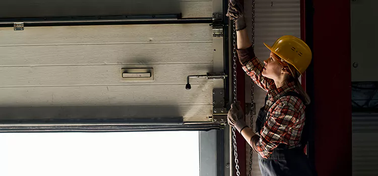 Addressing Common Garage Door Stoppage Issues in Bloomington, IL
